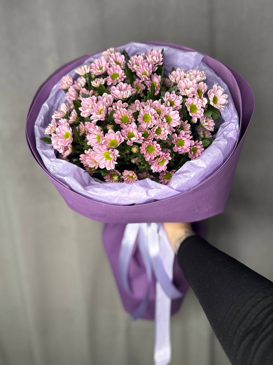 Букет из 9 хризантем Сантини