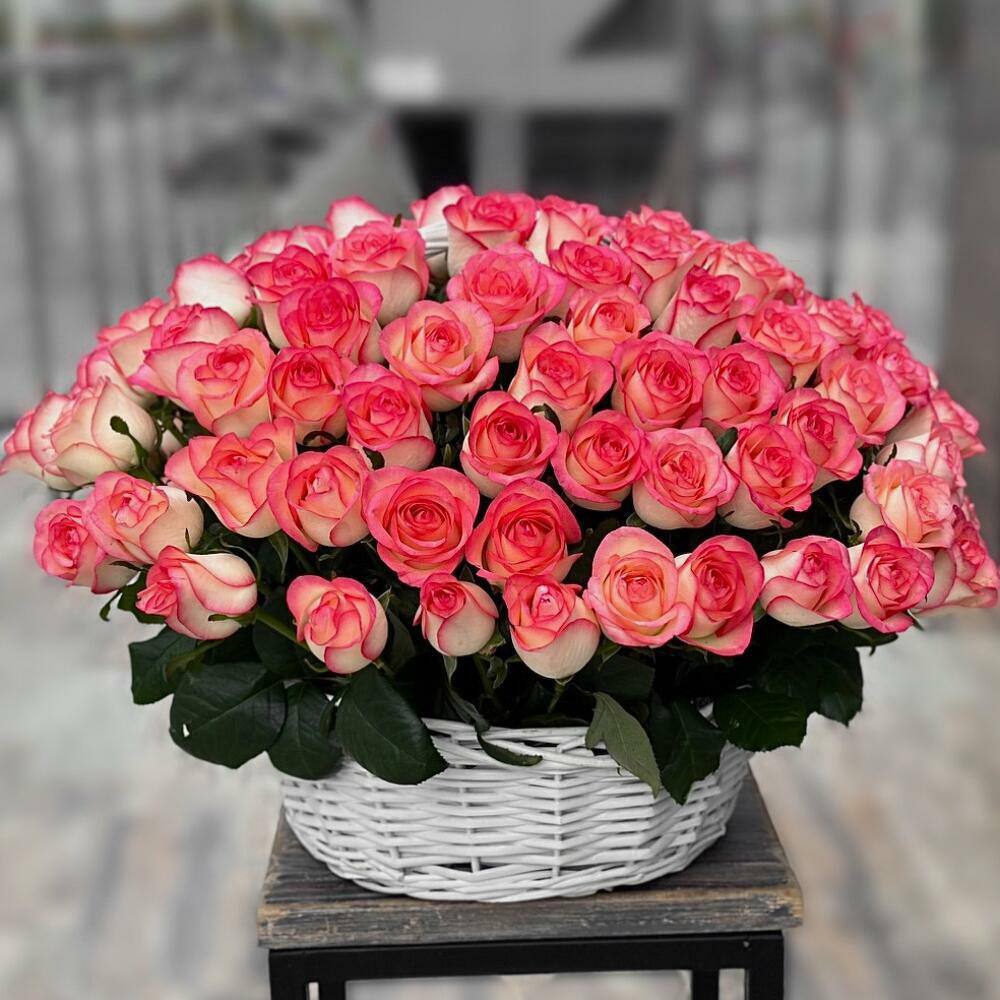 Корзина роз Джумилия 101 шт