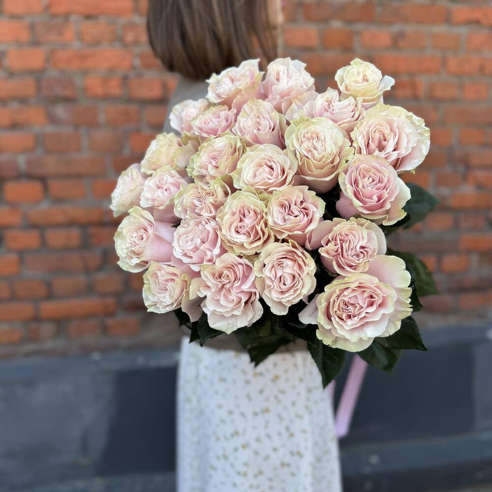 25 роз Пинк Мондиаль